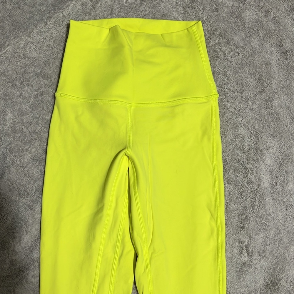 Lululemon align 25” pant 0 - Picture 2 of 5